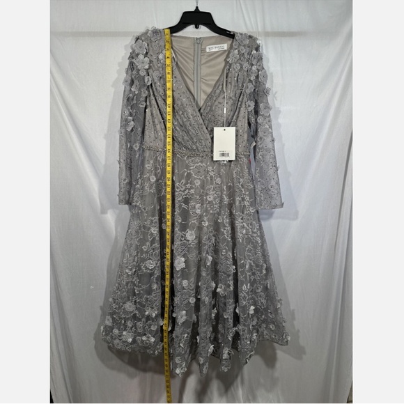 NWT $538 Mac Duggal [ 12 ]‎ Floral Embellished Lace A-Line Dress Sterling Grey - Picture 4 of 16
